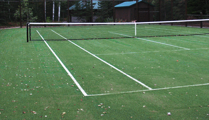 Préparation du Site pour la Construction d’un Court de Tennis en Béton Poreux à Nice dans les Alpes-Maritimes