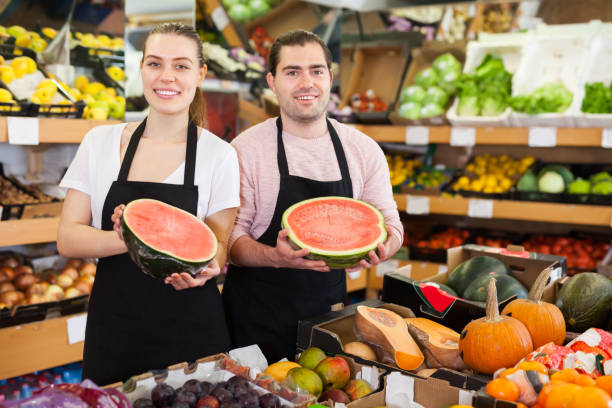 Comment établir des partenariats avec les épiceries et les restaurants pour vendre des pastèques