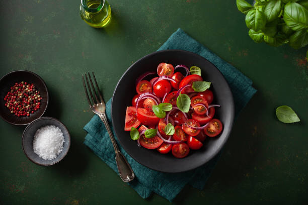 Les Tomates dans la Cuisine Végétalienne : Un Ingrédient Polyvalent et Délicieux