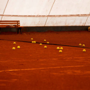 Quels sont les avantages d’une construction court de tennis terre battue à Aix-en-Provence pour les clubs et les particuliers ?