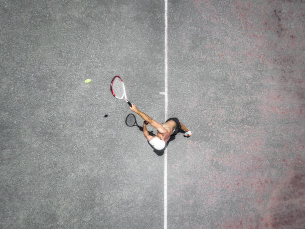 Pourquoi la construction d’un terrain de tennis en béton poreux à Paris offre-t-elle une meilleure expérience de jeu par rapport aux autres surfaces disponibles en Île-de-France ?