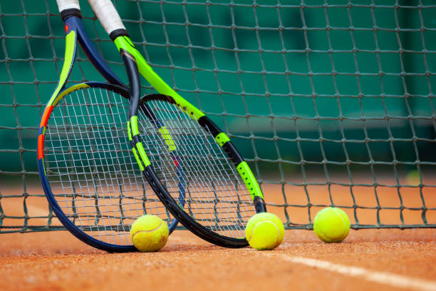 Pourquoi confier la rénovation d’un court de tennis à Saint-Tropez à des professionnels ?