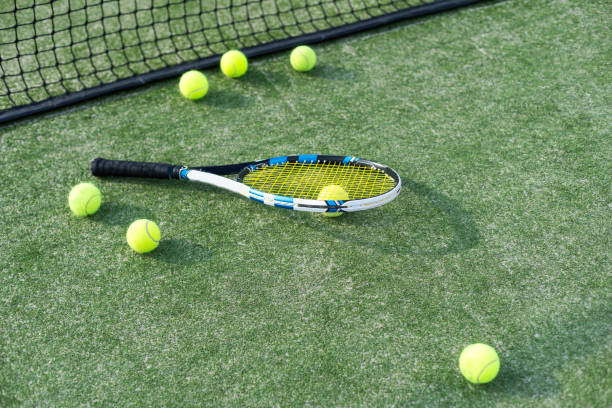 Construction d'un court de tennis à Saint-Raphaël