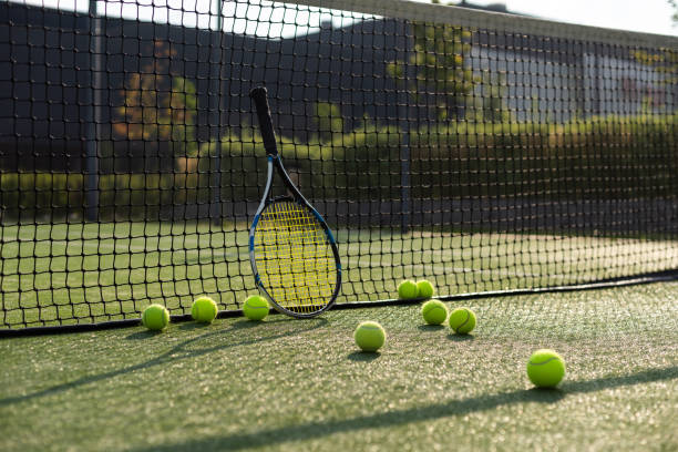 Construction d'un court de tennis à Saint-Raphaël