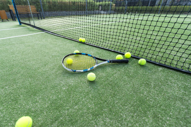 Construction d'un court de tennis à Saint-Raphaël