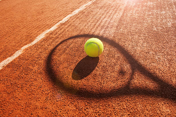 Construction d'un court de tennis à Toulon