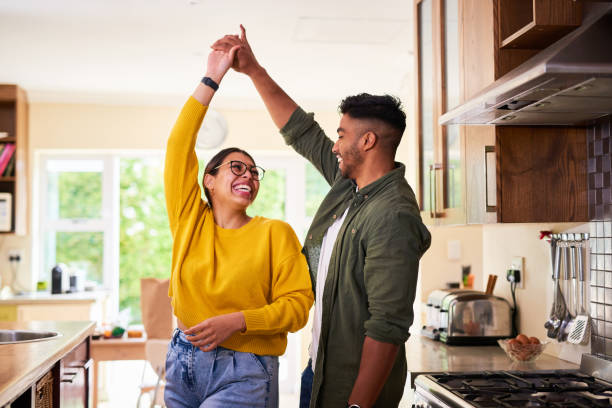 Comment les agences matrimoniales à Lyon utilisent la psychologie pour former des couples solides