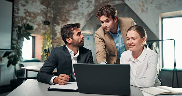 Vidéo Marque Employeur Paris : Pourquoi une vidéo puissante attire 3 fois plus de candidatures qualifiées ?