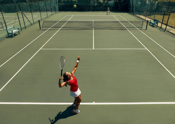 Quelle entreprise contacter pour une construction court de tennis gazon synthetique à Toulon durable ?