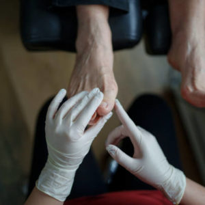 Comment choisir un Podologue à Lyon pour un suivi personnalisé de votre posture ?